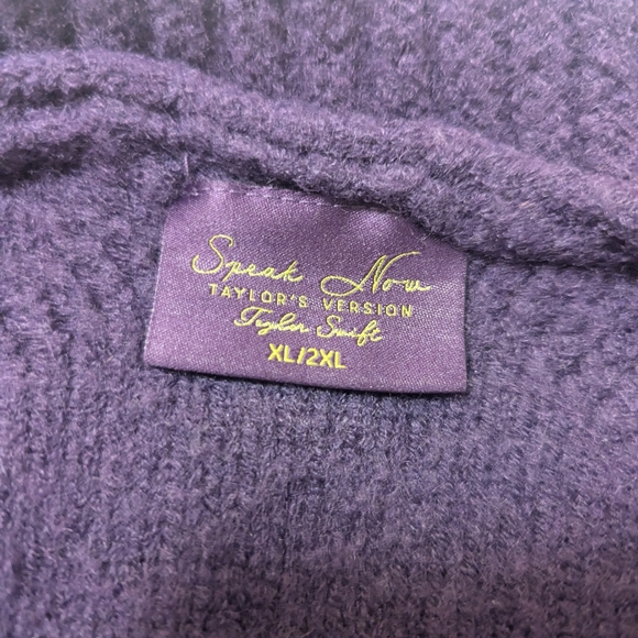 GENUINE Taylor Swift Cardigan - Picture 2 of 6
